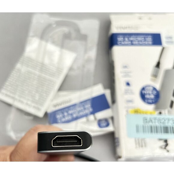 NEW Vivitar Aluminum USB Type C Hub 6 In 1 SD & Micro SD Card Reader Plug & Play - Picture 5 of 9